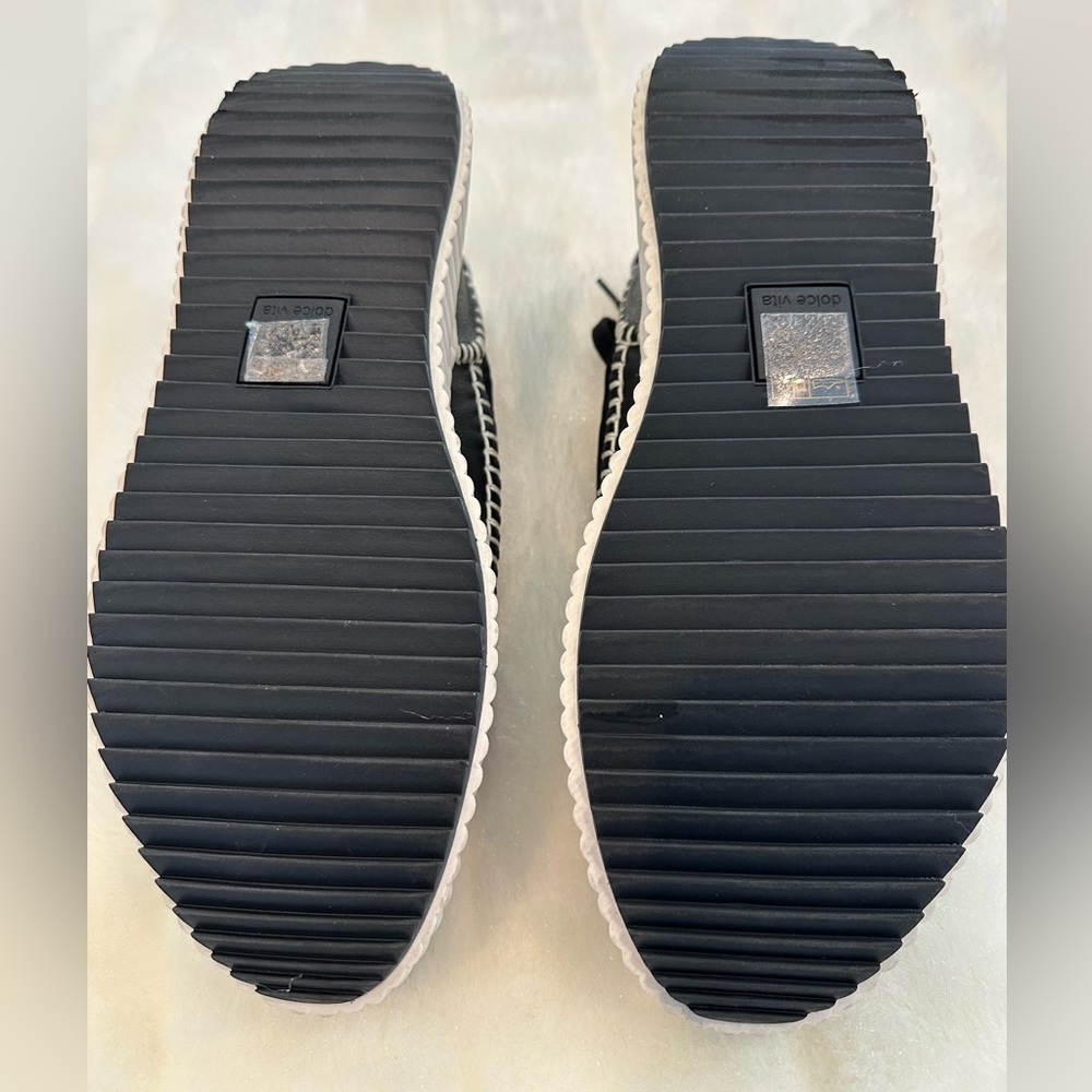 Dolce Vita Dolen Nylon Sneakers Black Nylon -Size 10.5 Like New! - Picture 9 of 12